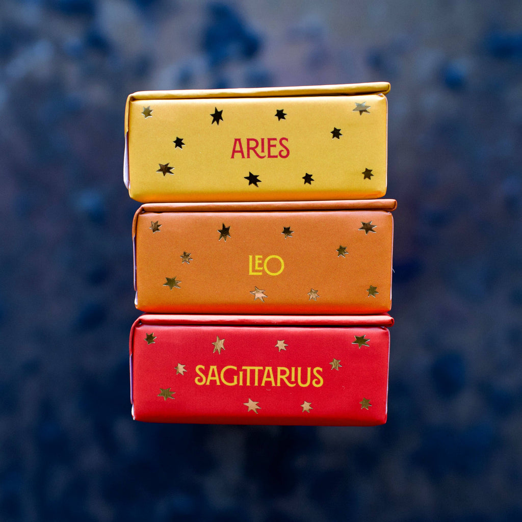 Red Wheel/Weiser LLC - Aries Pocket Zodiac Cards: 40 Magical Messages